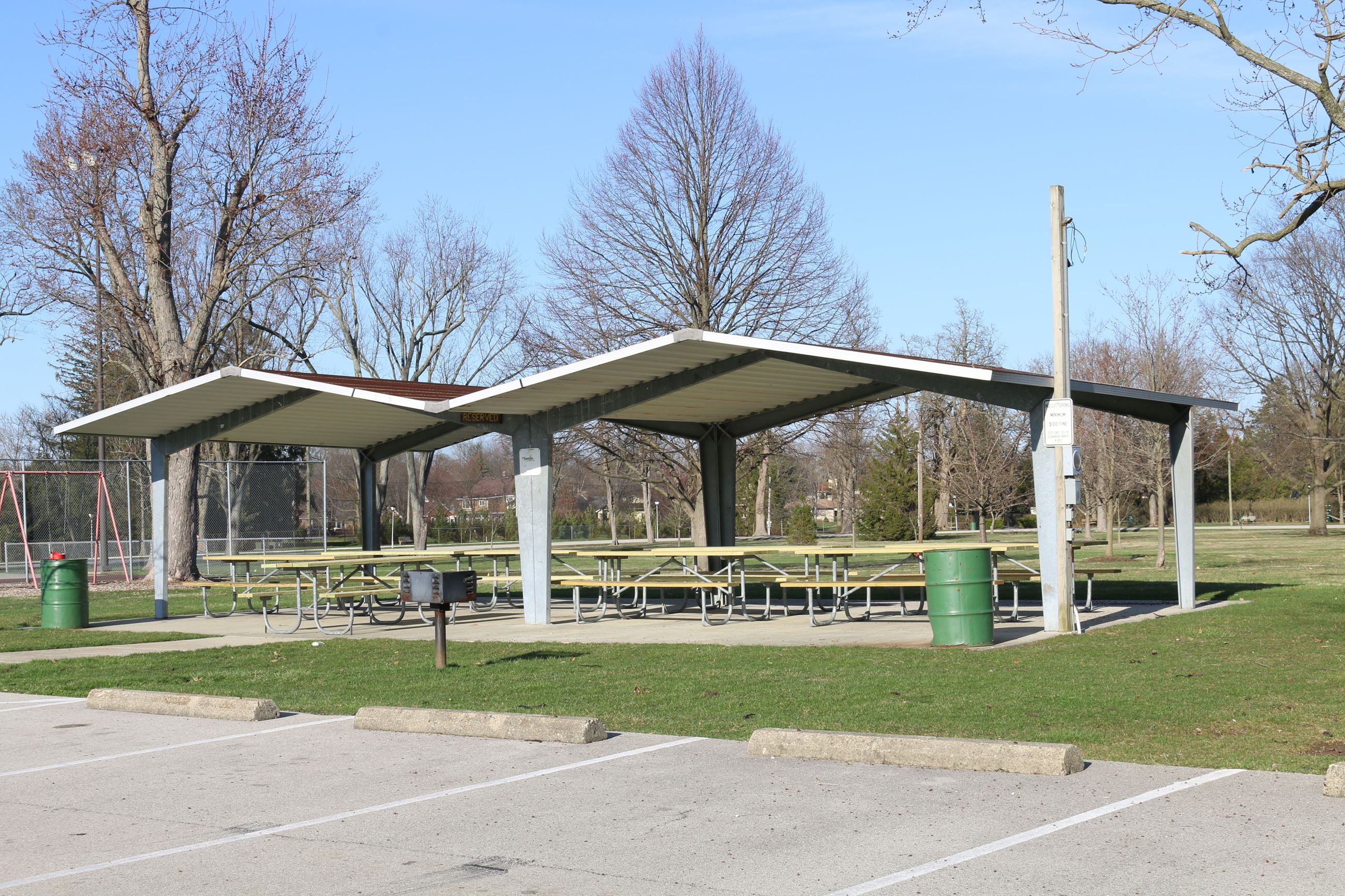 tennis shelter